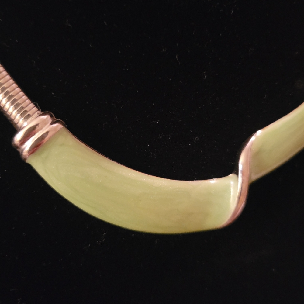 Vintage 80's Silver Toned & Green Enameled Collar Necklace - Picture 4 of 5